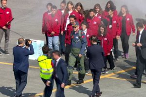 Cumhurbaşkanı Erdoğan pilot kıyafetiyle geldi
