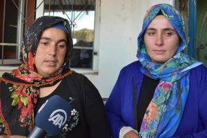 Leyla'nın annesinden Sedanur'un annesine taziye ziyareti