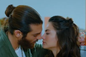 Erkenci Kuş'ta Sanem'den aşk itirafı