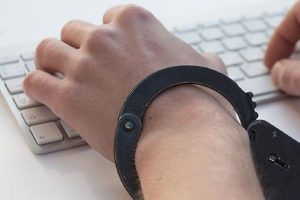 İnternet yayınlarına MİT izni geliyor
