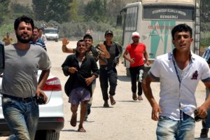 T&uuml;rkiye'deki Suriyelilerin 3'te 2'si 30 yaşın altında