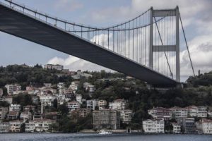 İstanbul Boğazı'nda 60 yalı satılmayı bekliyor