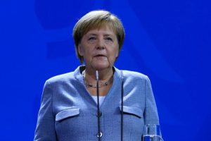 Almanya Başbakanı Merkel'den 'ticaret ihtilafları' uyarısı