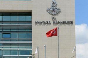 Berberoğlu'nun avukatları AYM'ye başvuracak