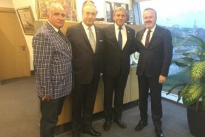 CHP'den Galatasaray Başkanı Cengiz'e ziyaret