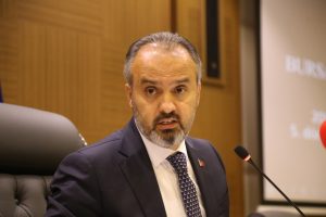 Bursa Büyükşehir Belediye Başkanı Aktaş: Araçtan flüoresana tasarruftan taviz yok
