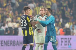 Eski Bursasporlu Harun'a taraftar tepkisi