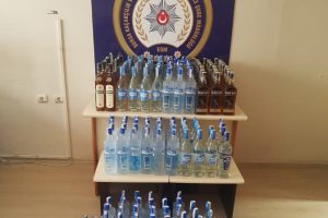 Bursa'da 30 bin liralık ka&ccedil;ak i&ccedil;ki ele ge&ccedil;irildi
