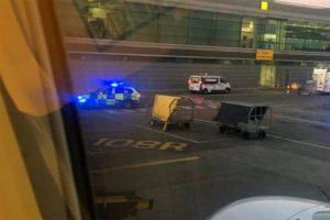 Ka&ccedil;ırdığı u&ccedil;ağın arkasından koşan yolcuya g&ouml;zaltı