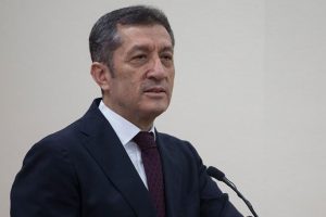 Milli Eğitim Bakanı Sel&ccedil;uk'tan 'PNS &ccedil;ağı' uyarısı