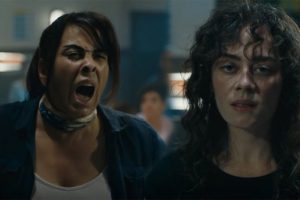 Usta oyuncu Avlu'ya transfer oldu