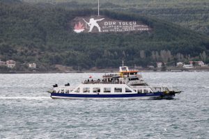 Deniz ulaşımına fırtına engeli