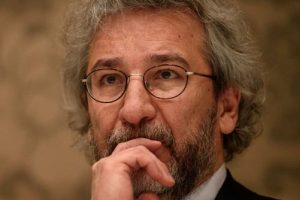 Erdoğan'ın Almanya ziyaretinde Can D&uuml;ndar krizi