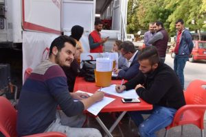 Bursa Yenişehir  Belediye Başkanı &Ccedil;elik kan verdi