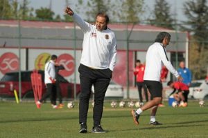 Eskişehir mecburen gen&ccedil;leşti