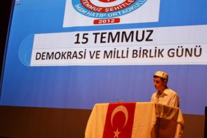 Minik &ouml;ğrenciler 15 Temmuz Demekrosi ve Milli Birlik G&uuml;n&uuml;'n&uuml; unutmadı!