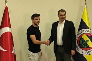 Fenerbah&ccedil;e, Oğuz Kağan ile 5 yıllık s&ouml;zleşme imzaladı