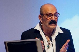 Cemil İpek&ccedil;i: Eşcinsellik konusunda ağzımızı a&ccedil;arsak...