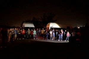 İnsan ka&ccedil;ak&ccedil;ılığı operasyonlarında 11 kişi tutuklandı