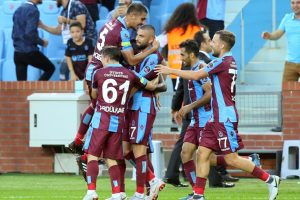 Karaman Yanal'ı solladı