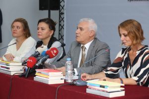 Şiir tutkunları Bursa'da 3. Uluslararası Nil&uuml;fer Şiir Festivali'nde buluşacak
