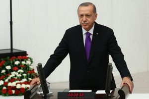 Erdoğan: Ekonomimize saldırıyı atlatma yolunda ilerliyoruz