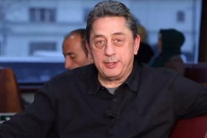 Basketbolun &uuml;nl&uuml; sesi veda etti
