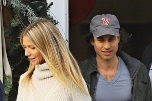 Gwyneth Paltrow ile Brad Falchuk evlendi