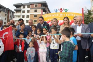 İpekyolu'nun '&Ccedil;ocuk Oyun Sokağı' g&ouml;z kamaştırıyor