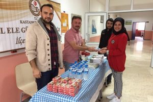 &Uuml;niversiteli &ouml;ğrencilere "El Ele G&uuml;venliği Geleceğe" bilgilendirmesi