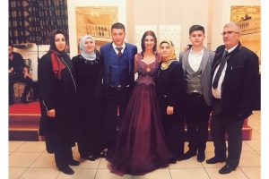 Şehit Uzman &Ccedil;avuş &Ouml;zdemir'in nişan g&ouml;r&uuml;nt&uuml;leri ortaya &ccedil;ıktı
