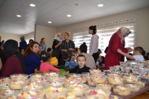 Miniklerin aşure keyfi