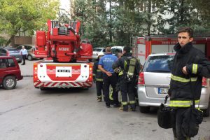 Bursa'da eski hastanede yangın &ccedil;ıktığı y&ouml;n&uuml;ndeki asılsız ihbar itfaiyeyi alarma ge&ccedil;irdi