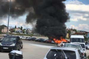 Bursa'da LPG'li ara&ccedil; seyir halindeyken yandı!
