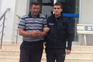 Taciz ettiği &ccedil;ocukla buluşmaya geldiği yerde yakalandı