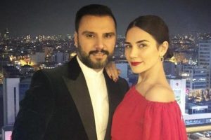 Buse Varol'un karnı iyice b&uuml;y&uuml;d&uuml;