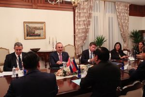 Bakan &Ccedil;avuşoğlu: 3 FET&Ouml; elebaşının iadesini tekrar ilettik