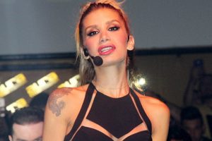 İrem Derici ilk kez a&ccedil;ıkladı