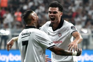 Beşiktaş Pepe'nin s&ouml;zleşmesini uzatacak!