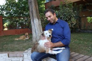 &Ouml;l&uuml;me terk edilmişti, hayata d&ouml;nd&uuml;