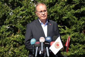 CHP S&ouml;zc&uuml;s&uuml; &Ouml;ztrak: "Krizin atlatılması i&ccedil;in mutabakat gerekli"