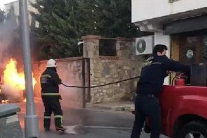 LPG'li otomobil alev alev yandı!