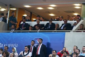 Bakan Soylu Fenerbah&ccedil;e - Anadolu Efes ma&ccedil;ında