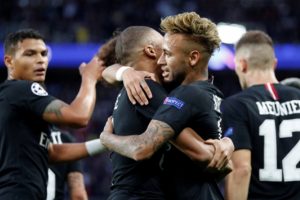 Paris Saint-Germain, Neymar'la şov yaptı!