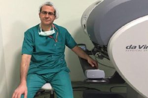 Hasta yakınları doktoru darp etti!