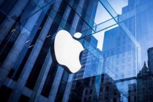 Çin, Apple'a casus soktu iddiası!