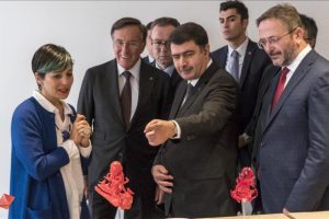 İstanbul Valisi Şahin 4. İstanbul Tasarım Bienali'ni ziyaret etti