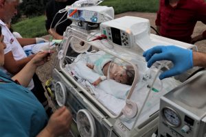 Ambulans helikopter Yılmaz bebek i&ccedil;in havalandı
