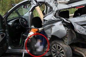 Sakarya'da feci kaza: 1 &ouml;l&uuml;, 3 yaralı