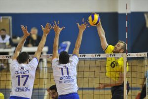 İneg&ouml;l Belediyespor, Fenerbah&ccedil;e'yi yendi